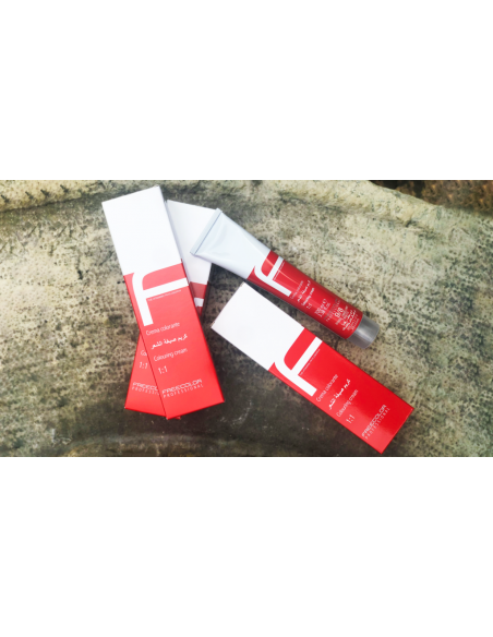 FREECOLOR PERMANENTE FARBA 8/3 100ML.